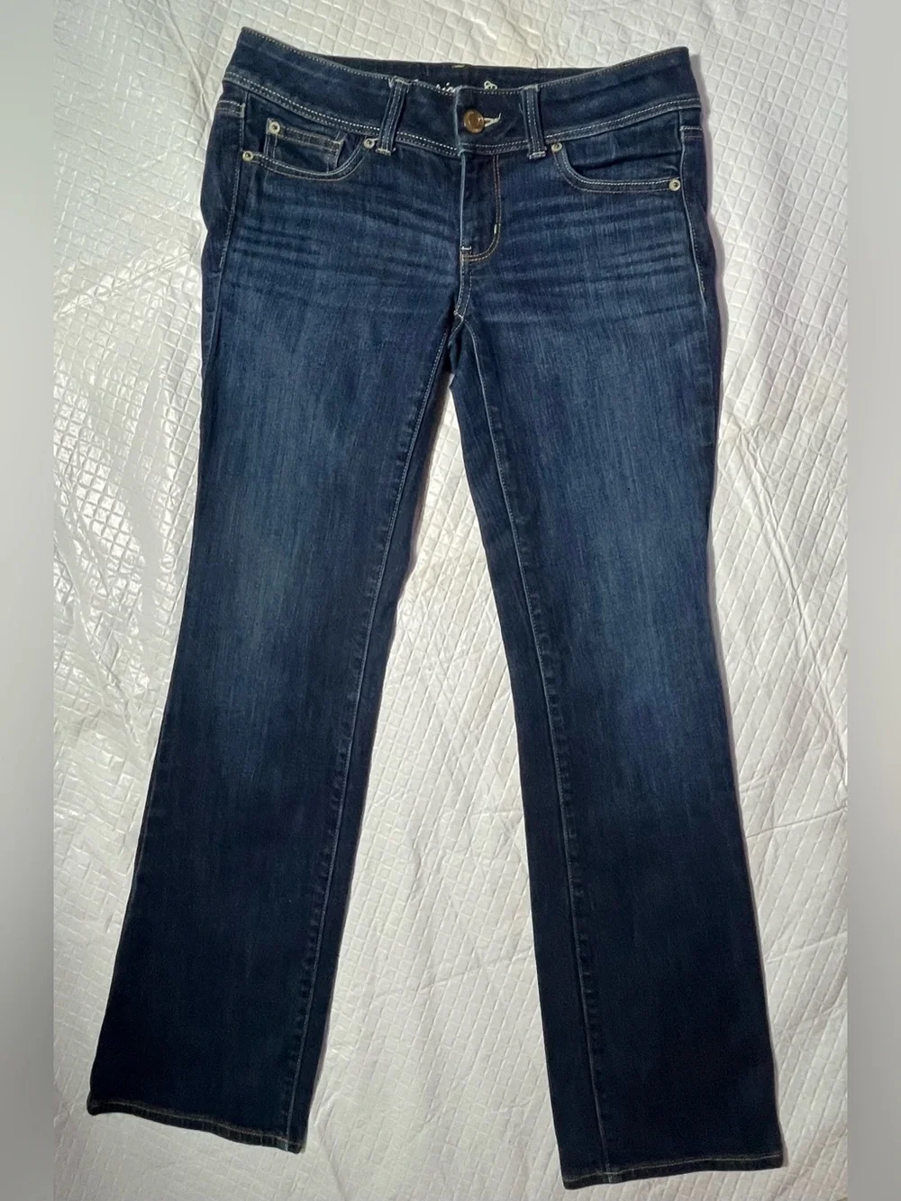 American Eagle Outfitters Women'sSize 6 Stretch Slim Boot Cut Jeans - Dark Blue
